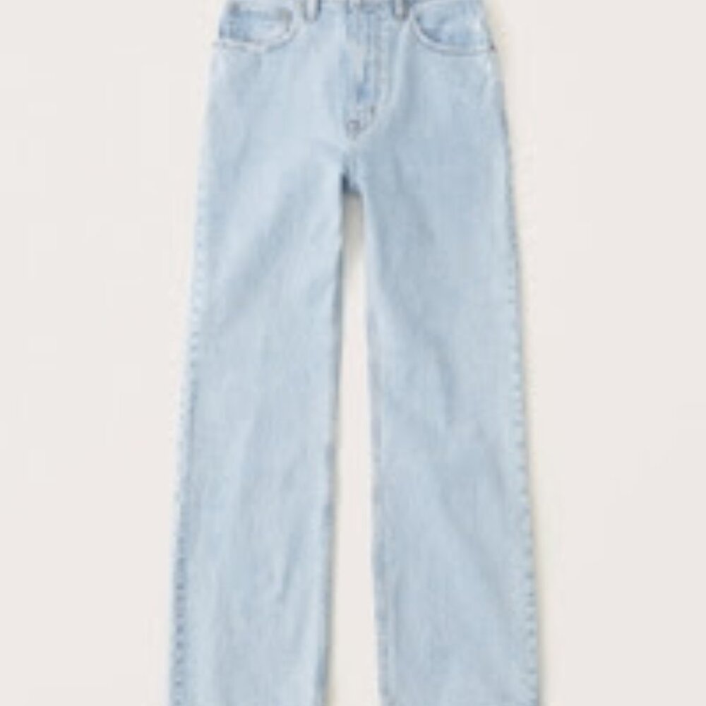 Abercrombie & Fitch High Rise 90s Relaxed Jean, Light Wash Size 35 (18), NWT